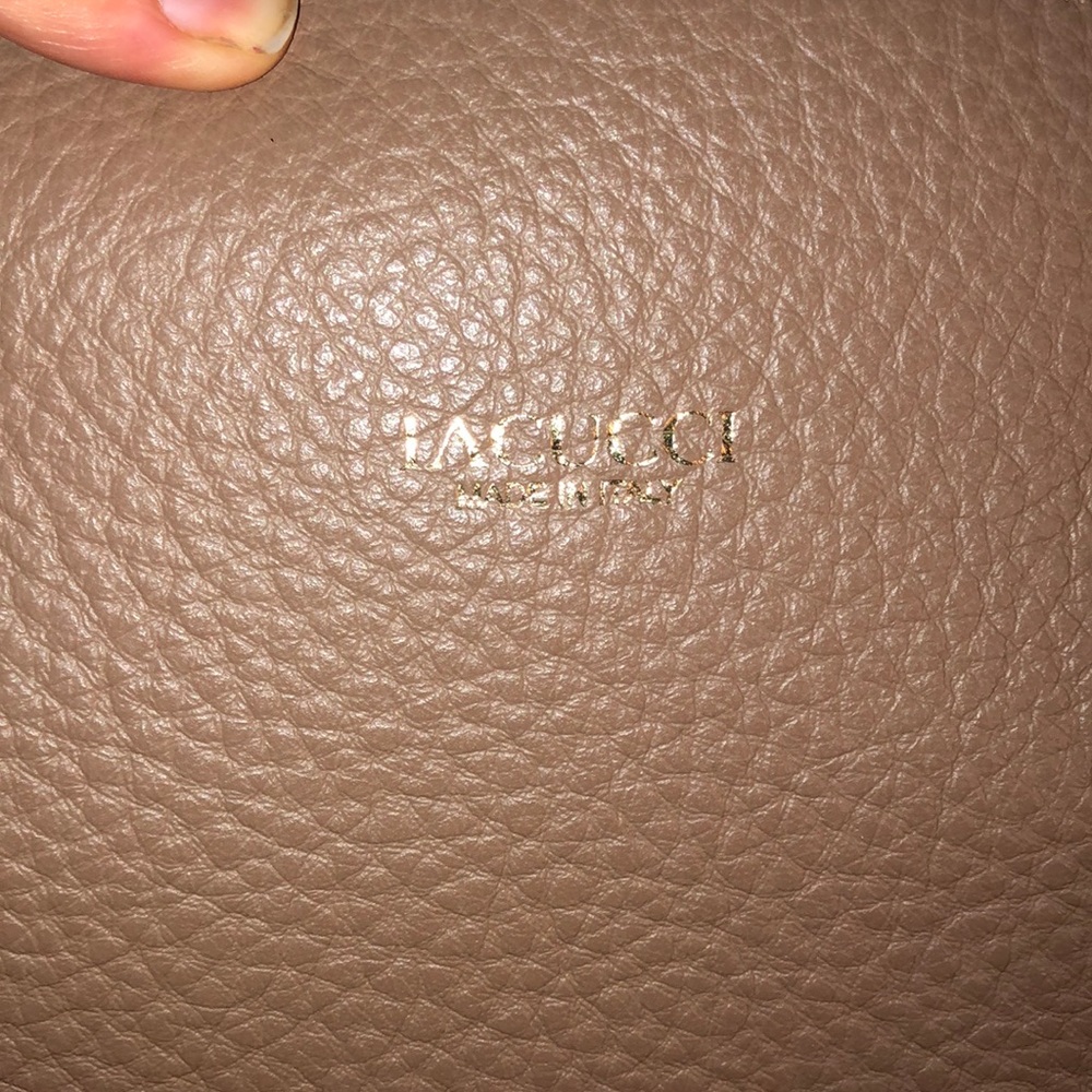 IACUCCI Premium Leather Bag - Picture 3 of 8